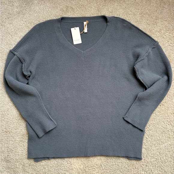 New with tags wishlist grey sweater - Picture 5 of 6